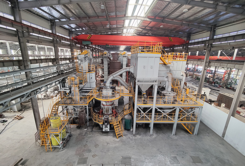 桂林磨粉機(jī)生產(chǎn)廠家 桂林鴻程磨粉機(jī)價(jià)格