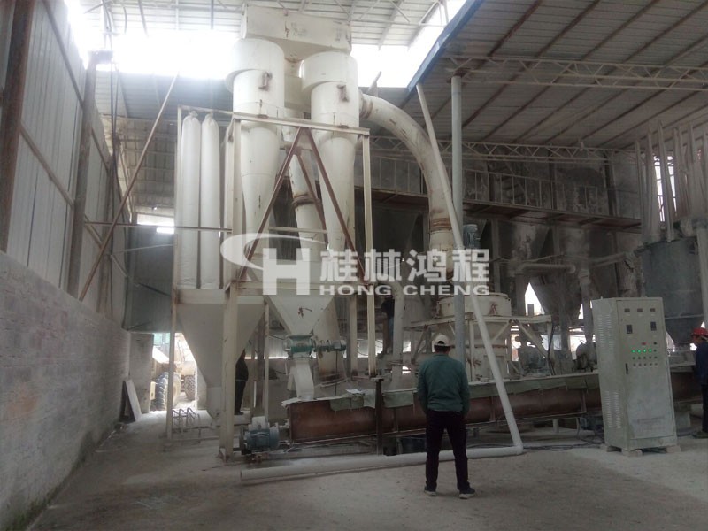 貴州某廠灰鈣機300目3-4噸客戶現場