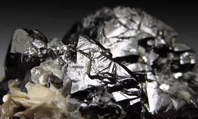 鎢礦深加工 鎢礦深加工