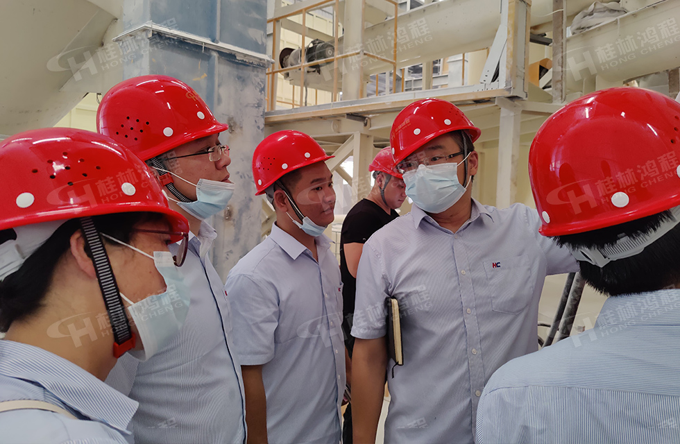 價值服務,始終如一!桂林鴻程“客戶零距離 共創新未來”服務活動正式出征 價值服務,始終如一!桂林鴻程“客戶零距離 共創新未來”服務活動正式出征