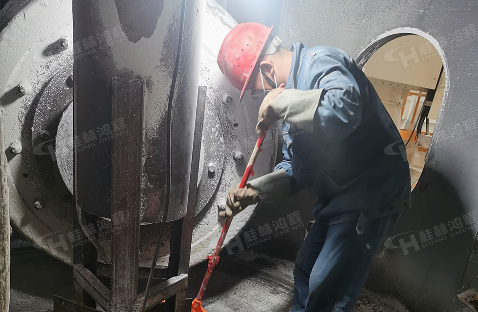 點贊!鴻程榜樣!無懼炙烤,追求卓越,實現(xiàn)服務“超預期” 點贊!鴻程榜樣!無懼炙烤,追求卓越,實現(xiàn)服務“超預期”